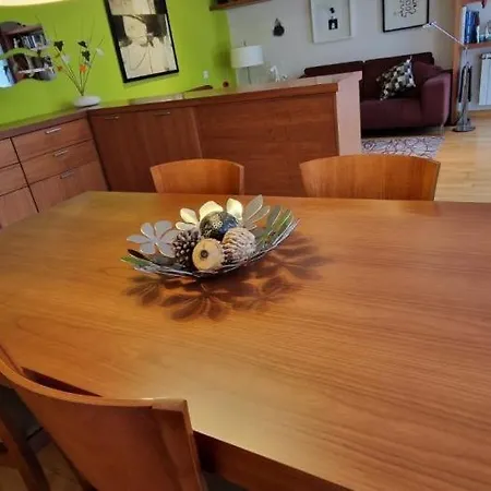 Lägenhet Homing 73 *